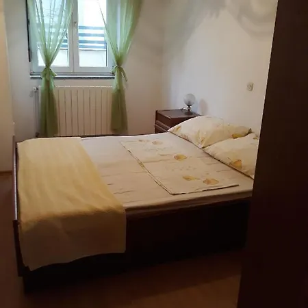 Apartmán With Parking Space Krk - 5364 *