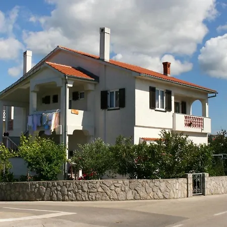 With A Parking Space Krk - 5364 Appartamento Krk Town
